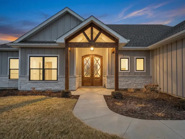 2805 Easley Cabin Cir, Columbia, MO 65201