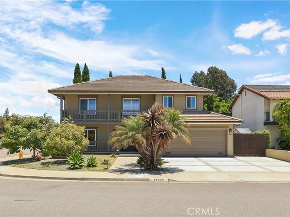 21822 Seacrest Ln, Huntington Beach, CA 92646