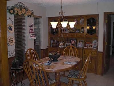 3rd image of 1325 Thunderbrook Dr