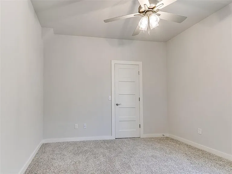 11400 NW 109th St — Photo 19