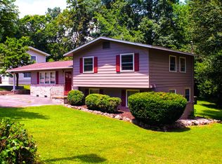 4305 NW Myrtlewood Dr, Knoxville, TN 37921