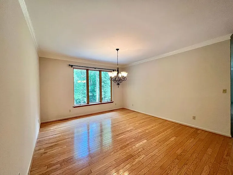 3005 Hickory Tree Pl — Photo 8