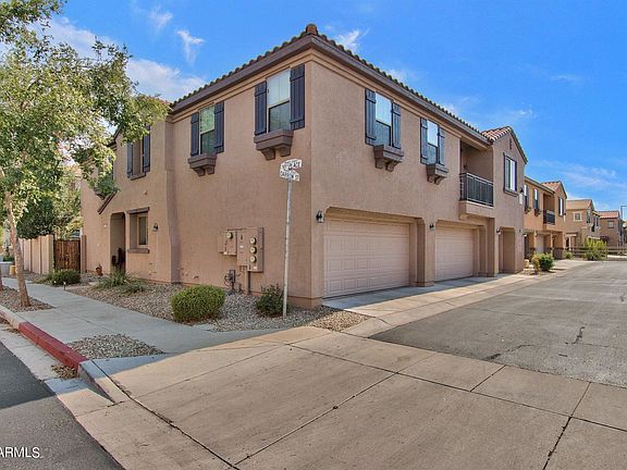 4th image of 3037 E Darrow St