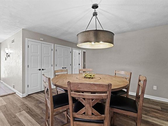 5th image of 14850 Afshari Cir