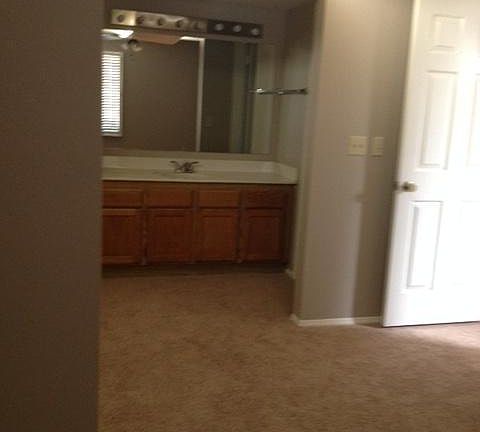 5th image of 26 E Betty Elyse Ln