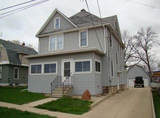 118 E Mackie St, Beaver Dam, WI 53916