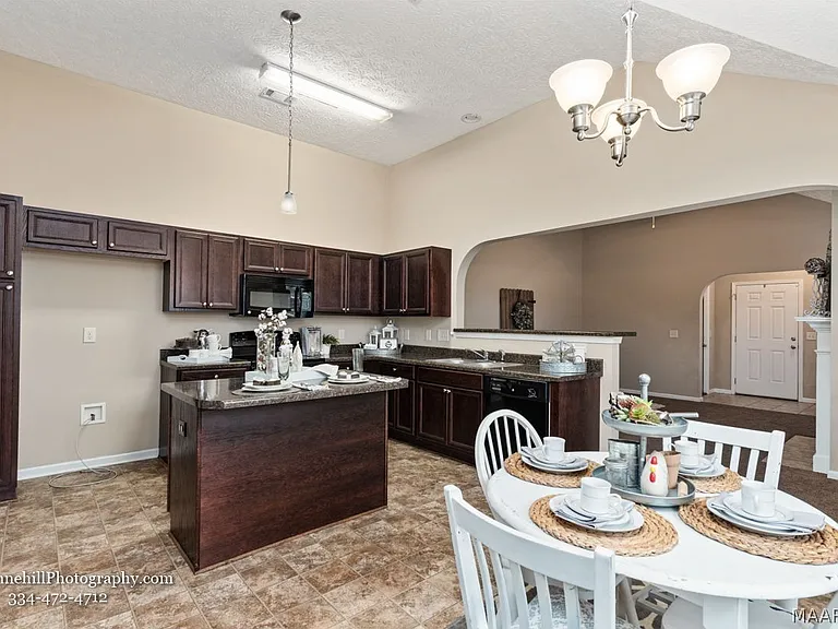1641 Buena Vista Blvd — Photo 9