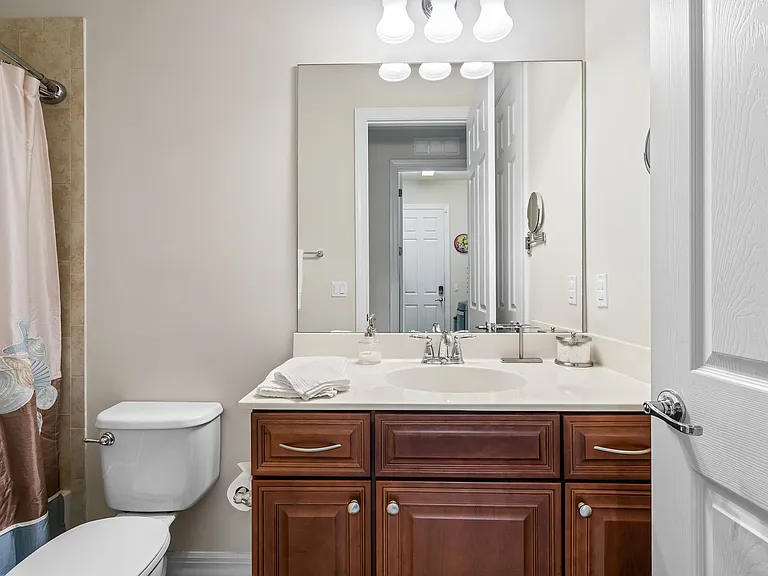 4127 Siena Cir — Photo 31