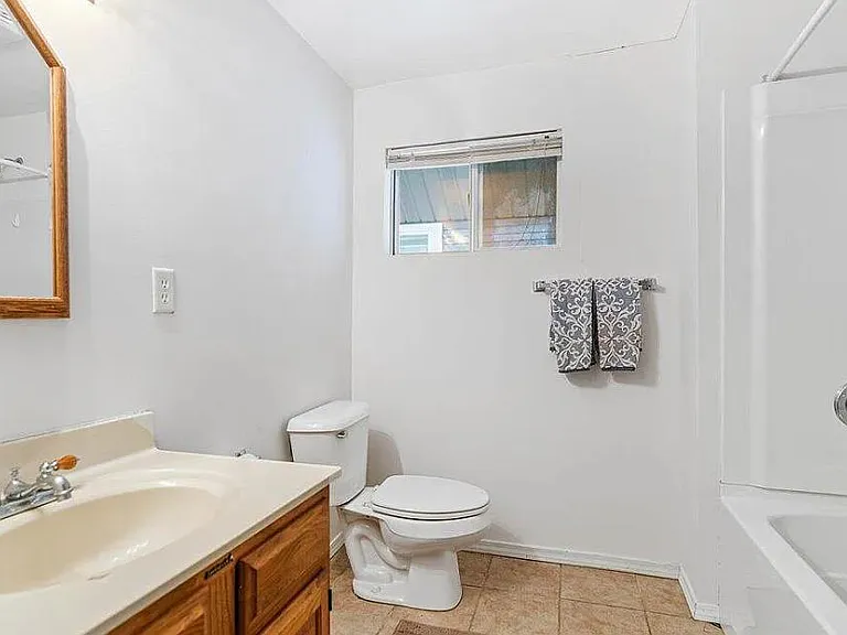 501 W Lenawee St — Photo 15