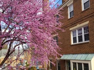 2522A Fairfax Dr, Arlington, VA 22201