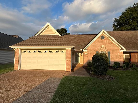 4th image of 400 Country Squire Ln