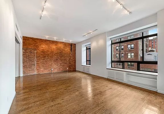 2nd image of 23 E 10th St #501/502