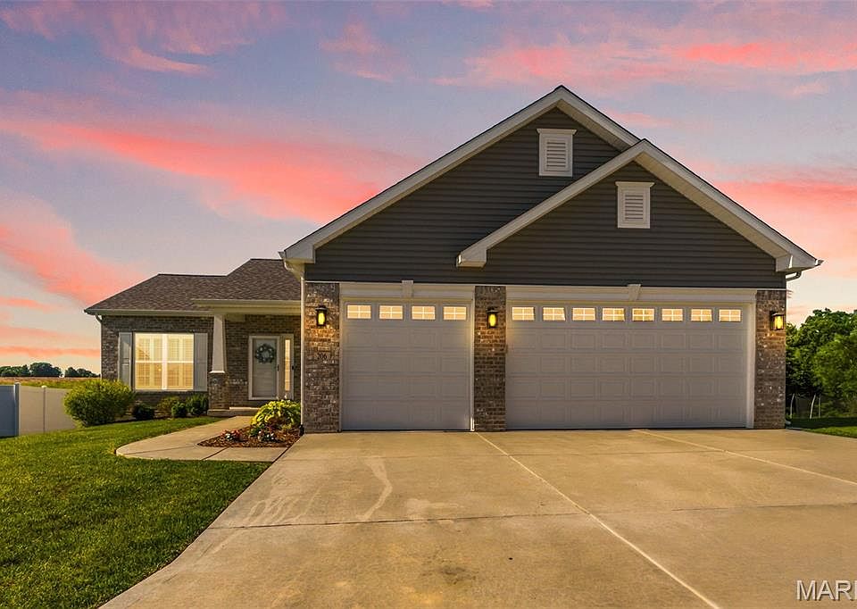 1st image of 206 Rivermist Ct
