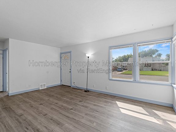5th image of 10106 N Wesley St