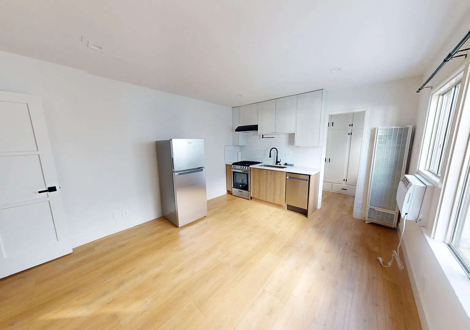 Beachwood Apartment Homes — Photo 4