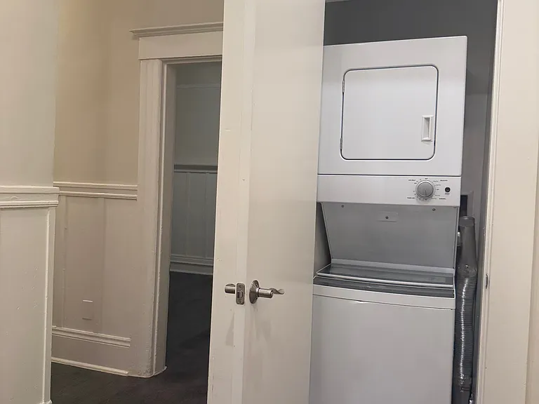 555 Eddy St #5 — Photo 6