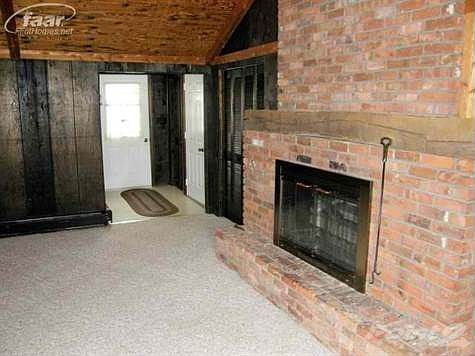 4th image of 614 Chesaning St