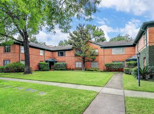 3823 Wickersham Ln APT 4, Houston, TX 77027