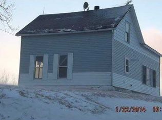 4310 Wileys Rd, Walker, IA 52352