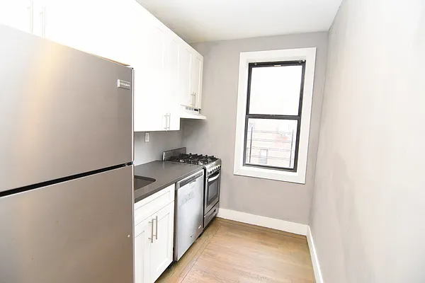 Rented by Bruma Realty LLC | media 11