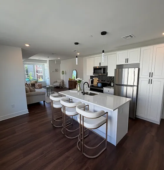 1240 W Erie Ave #2 — Photo 1