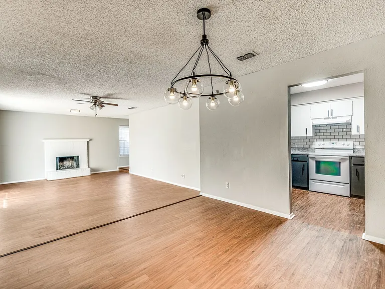 8838 Hidden Hill Dr — Photo 8