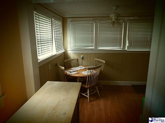 5th image of 906 Sparrow Ave