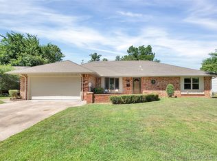 7003 E 78th Pl, Tulsa, OK 74133