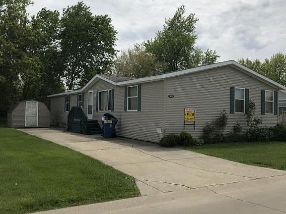 2nd image of 2071 Aspen Ln S