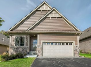 120 Highland Dr, Carver, MN 55315