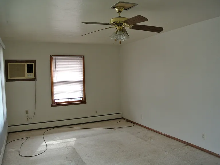 1500 Main St S — Photo 9