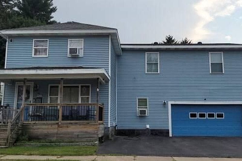1st image of 212 Duer St
