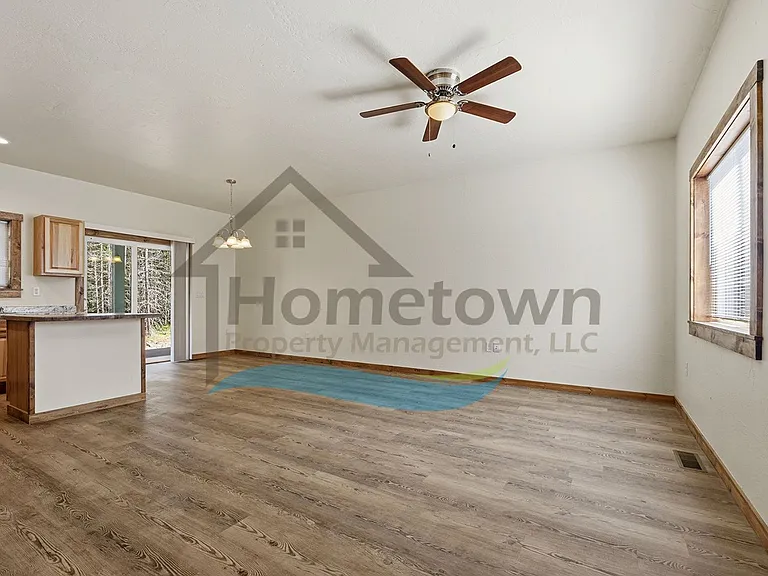 145 Burnt Tree Ln — Photo 4