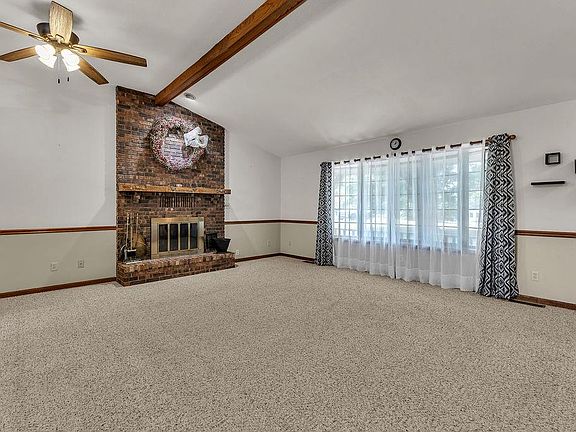 5th image of 3109 SW Lane Rd