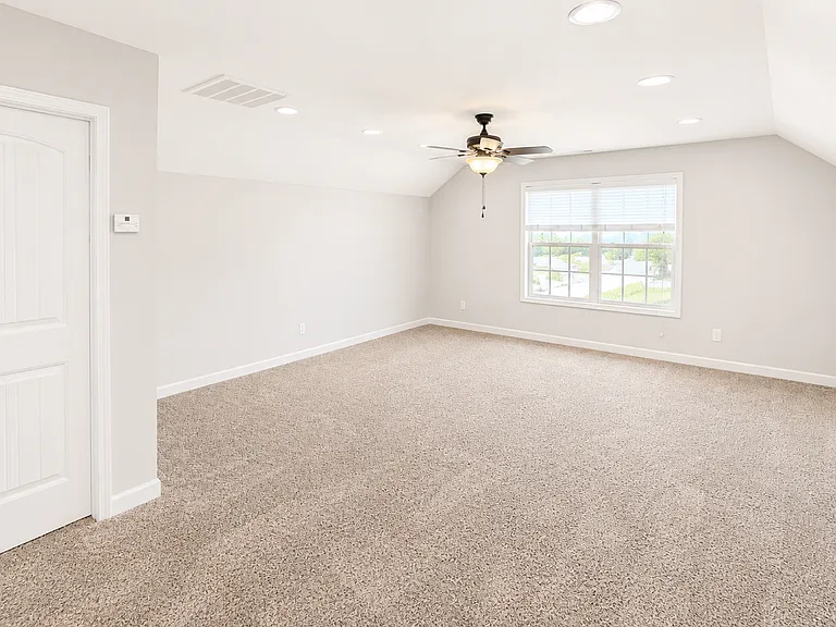 14 Marquis Dr — Photo 12