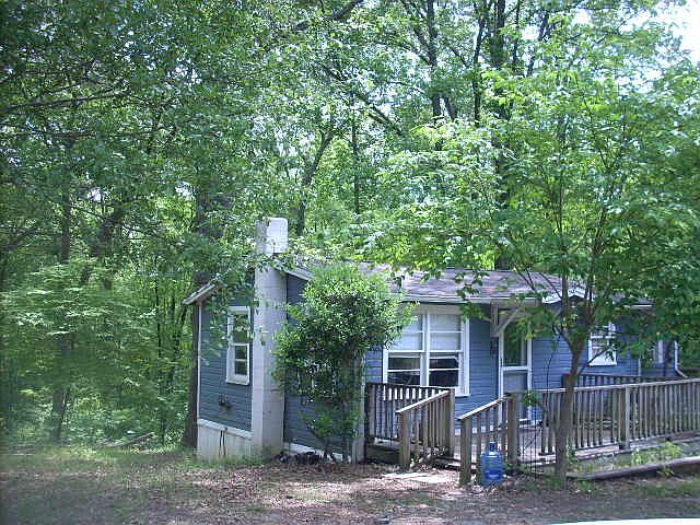 2nd image of 104 Ridgeway Dr