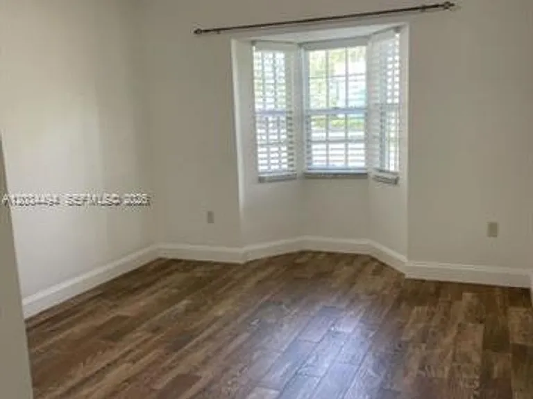 11160 SW 11th Pl — Photo 17