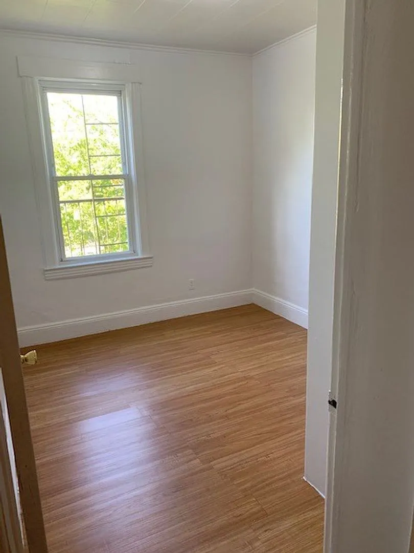 205 Prospect Avenue — Photo 4