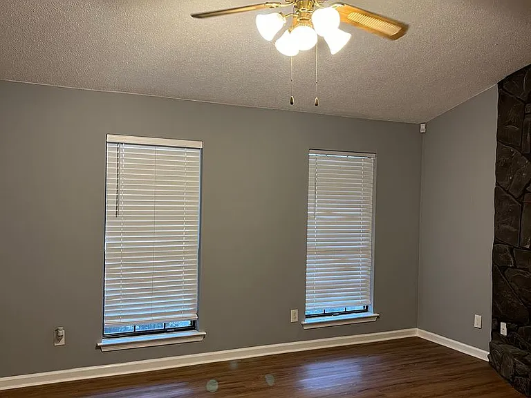112 Blackhawk Dr — Photo 6