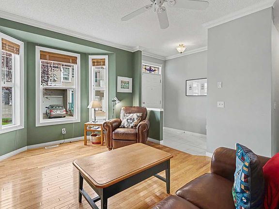 5th image of 46 Prestwick Gdns SE