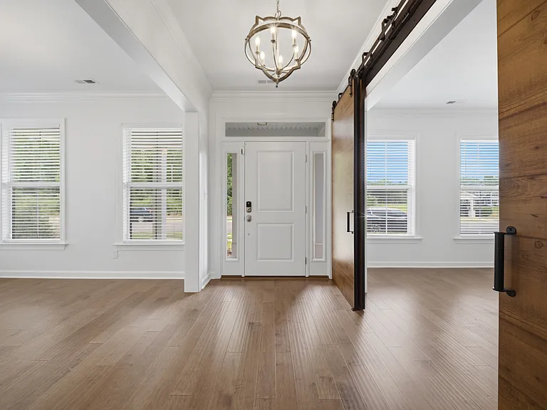 5049 Duxbury Rd — Photo 6
