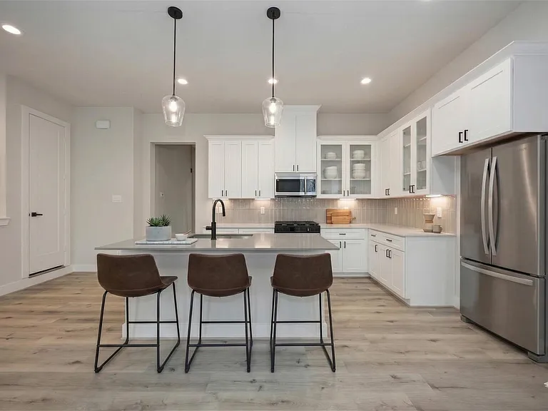 6110 De Campo St — Photo 5