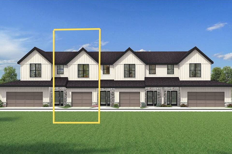 1st image of 1995 N Shorewood Ln #1