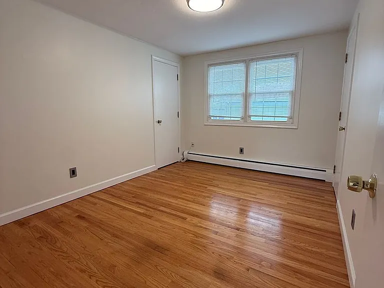 27 Janet Dr — Photo 13