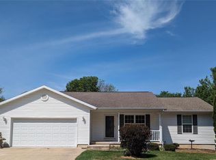 701 Pecan St, Greenville, IL