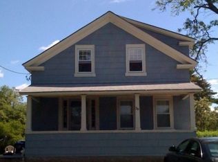 76 Colonial Ave, Warwick, RI 02886