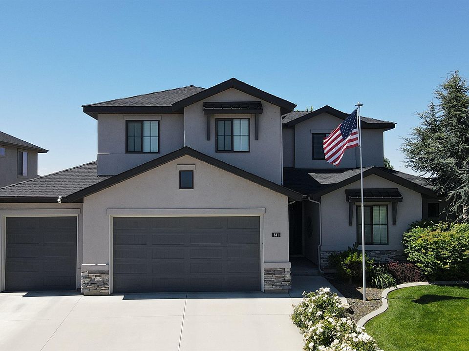 1st image of 641 E Crest Ridge Dr