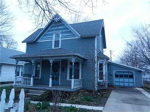 1st image of 611 Maplewood Ave