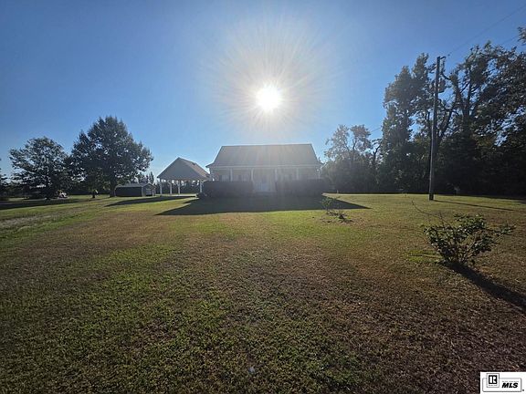 2nd image of 511 Bee Bayou Rd