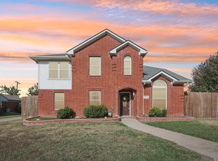 7801 Cousteau Dr, Rowlett, TX 75088